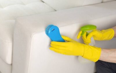Jak dobrać odpowiedni środek do czyszczenia tapicerki?