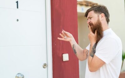 Jak pozbyć się starych drzwi? Gdzie można je wyrzucić?