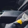 Jaką chemię wybrać do prania tapicerki samochodowej?