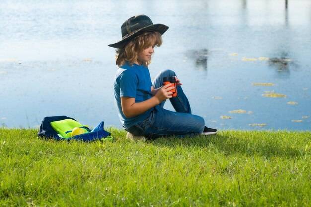 Kiedy stosować polifoskę na trawnik dla najlepszych efektów?